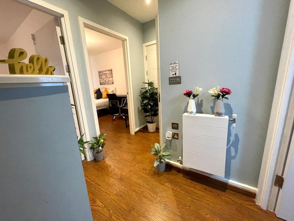 London Stratford Luxury House, 5 Minutes Walk Station, Westfield, 3 Bedrooms 3 Bathrooms, Reception, Garden, Parking Esterno foto